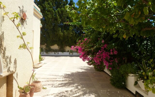 Villa With 4 Bedrooms in Hammamet, With Wonderful sea View, Private Po