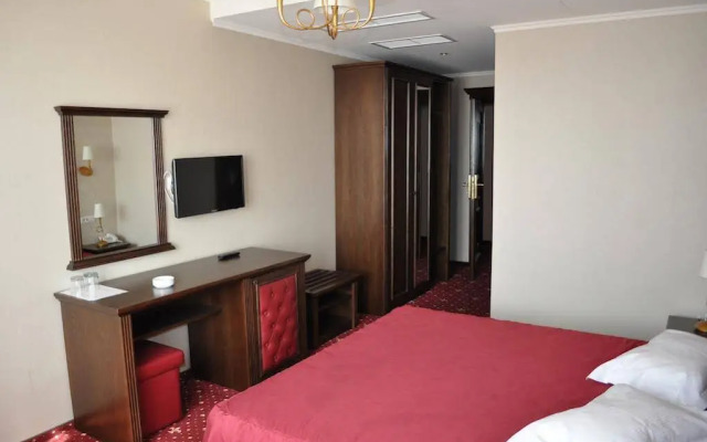 Hotel Golden Palace