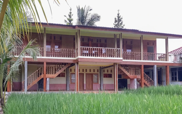 Pendopo Alam Safira RedPartner