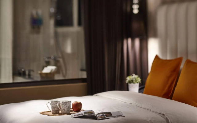 VIA Hotel