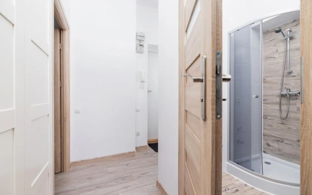 Apartment Bosacka Cracow by Renters
