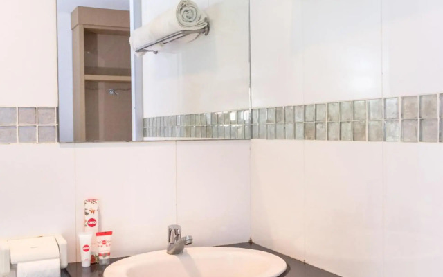 Capital O 664 Romance Hotel