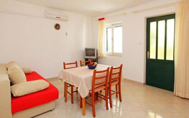 AdriaBol Apartments Katica