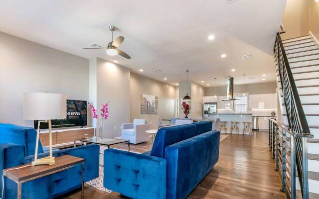 4BR Townhouse in Bienville Villas