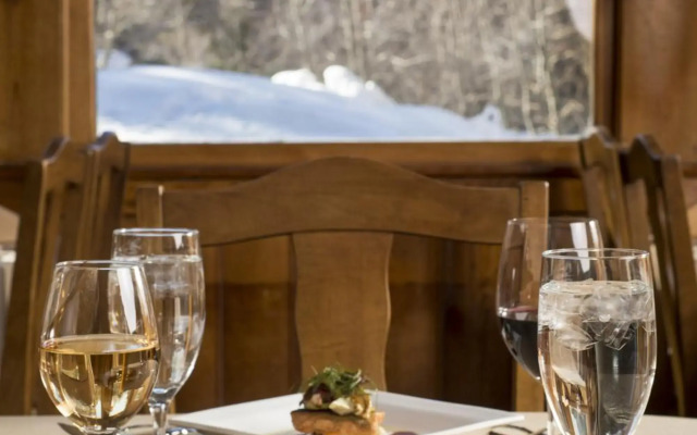 Tamarack Lodge and Resort