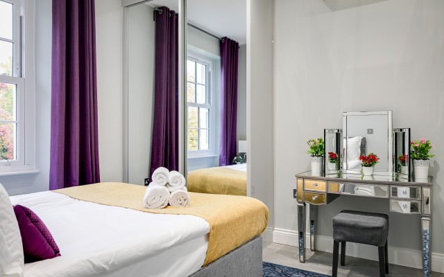 Modern 3-bed apartment in Maida Vale full AC