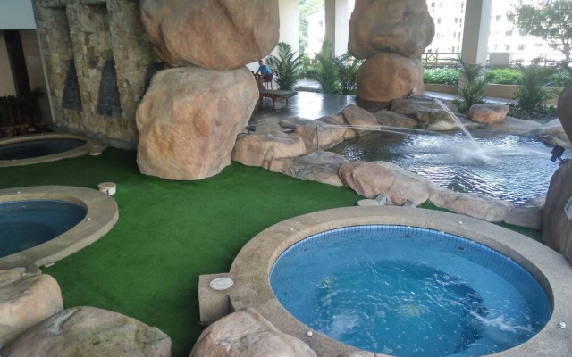 Windsor Tower Serviced Apartment