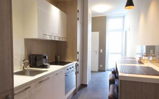 Christiano Apartments