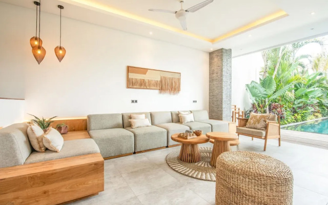 sol N1 Incredible 4 Bds Villa Near Finns Club