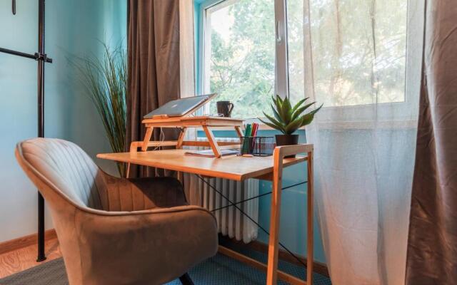 Jungle Apartment 15 Min Walk to Beach & Downtown