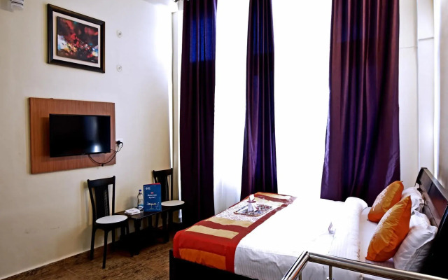 OYO Rooms Lake View Mall Road 2