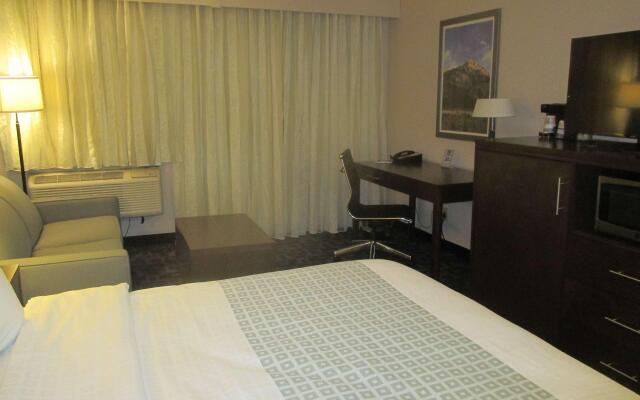 Crossroads Hotel and Event Center
