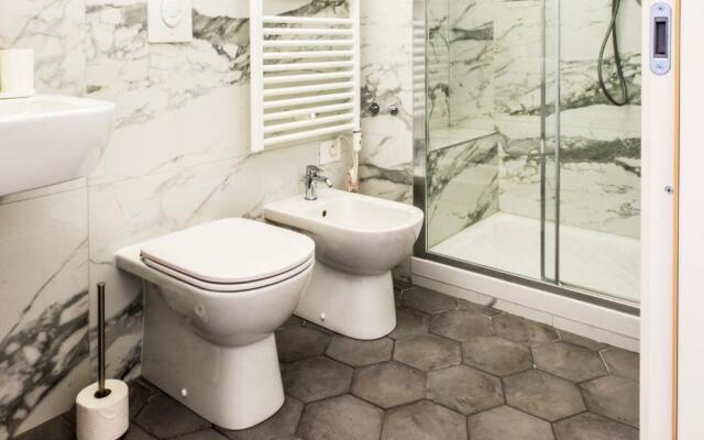 Archivolto del Teatro, 3