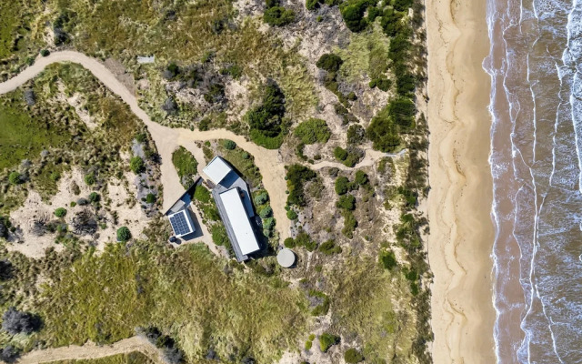 Elements - Freycinet Holiday Houses