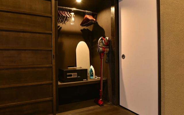 Rinn Premium Koki East