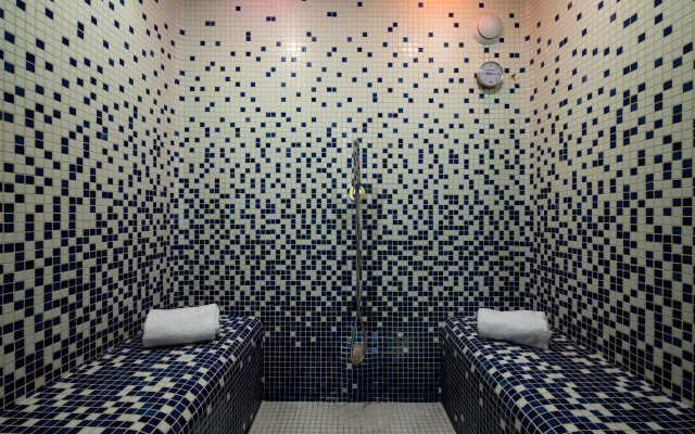 Clarion Aparthotel Toulouse Blagnac Airport