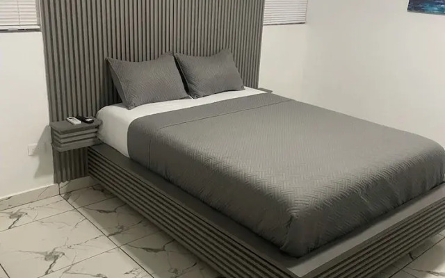 Level suites