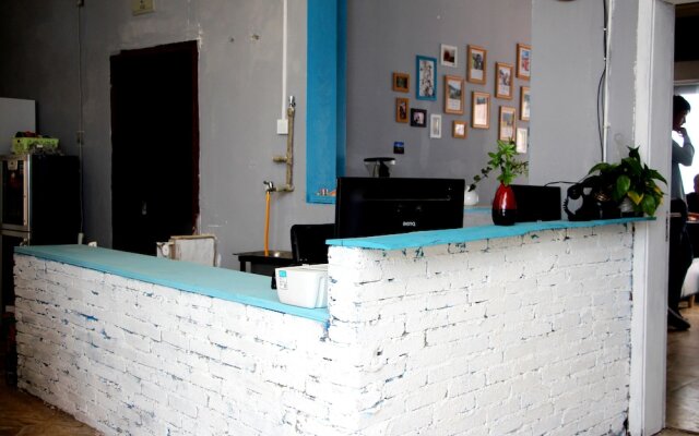 Bayou Youth Hostel