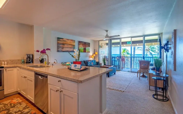 Wailua Bay View 302
