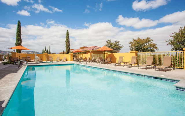 La Quinta Inn & Suites by Wyndham Paso Robles