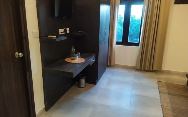 Holiday Highlights by DVM INDIA