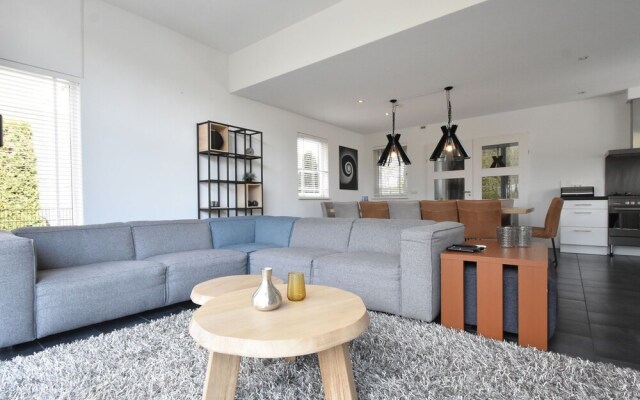 Modern Villa with Jacuzzi and Sauna in Harderwijk Flevoland
