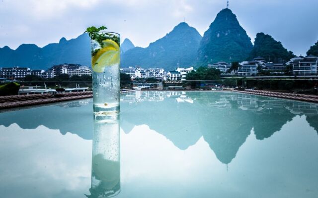 Sea Lily Yangshuo Riverside Resort