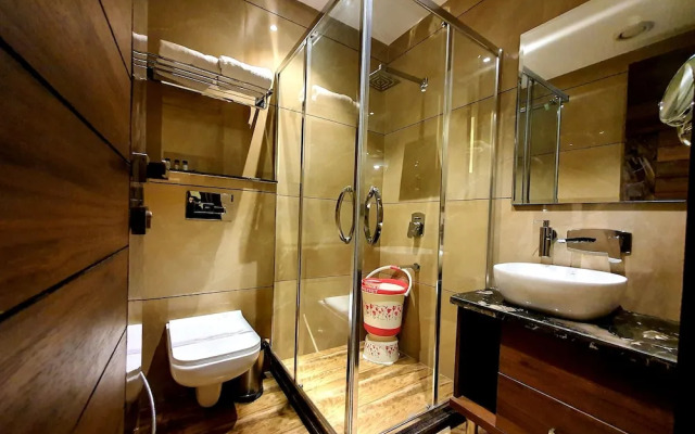 Hotel Makhan Residency