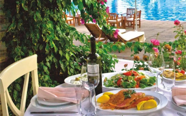 Assa Maris Beach Hotel