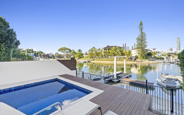 Villa Paradiso Holiday Home