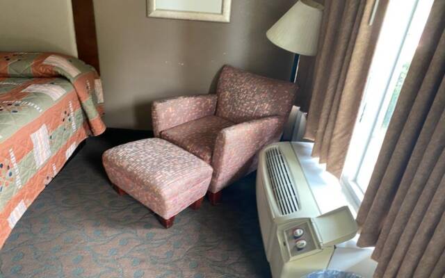OYO Hotel McCormick Hwy 378, SC