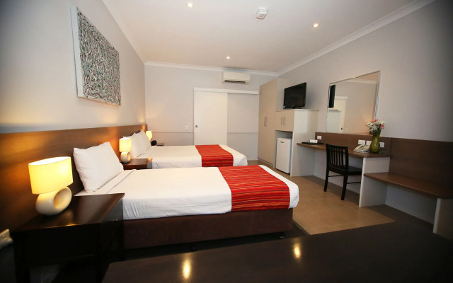 Roma Inland Motor Inn