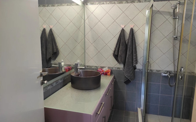 Crete Getaway 3Bd Apt w Garden and View