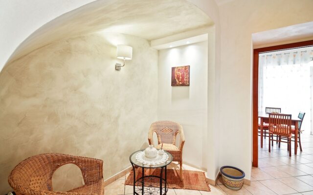 Central Balcony Apartment