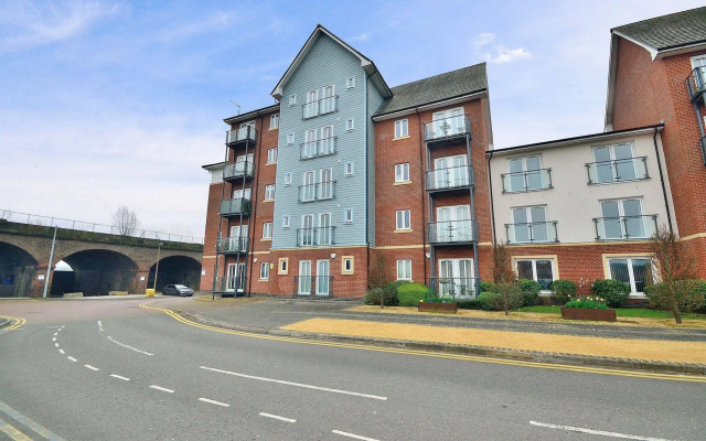 Racecourse Serviced Apartments
