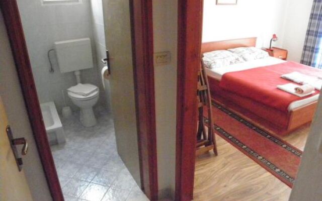 Pupo Rooms