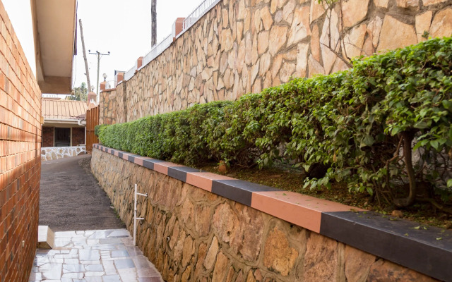 Matsiko Gardens and Hotel