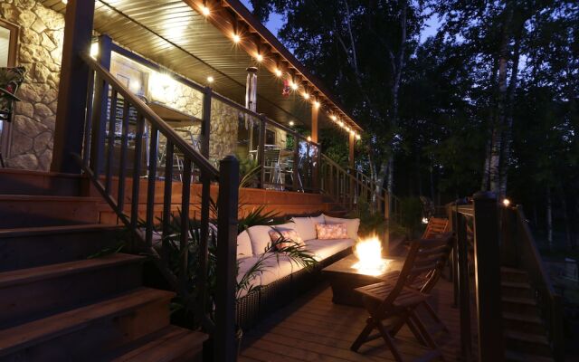 Footprints Resort