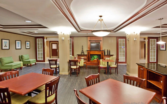 Holiday Inn Express Hotel & Suites Macon-West by IHG