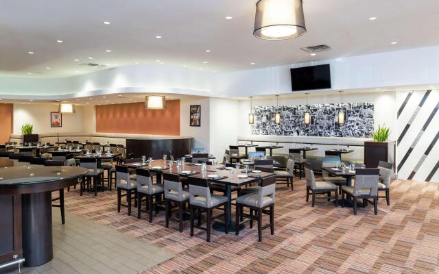 DoubleTree by Hilton Hotel Grand Rapids Airport