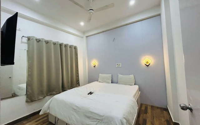 Hotel The White House Varanasi