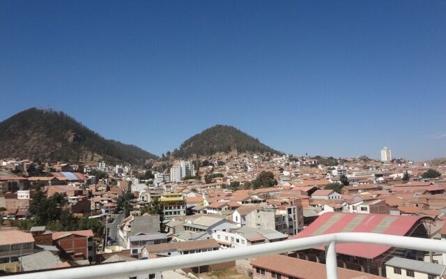 Hostelling Bustillo