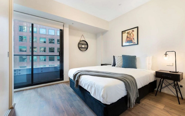 Southbank Apartments- Gallery Towers