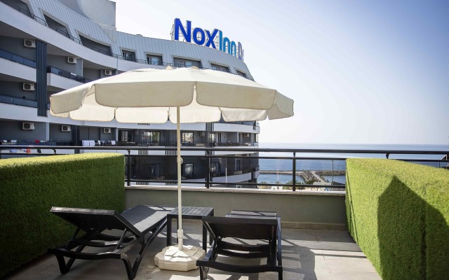 Noxinn Deluxe Hotel