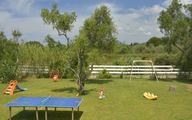 Likithos Hotel