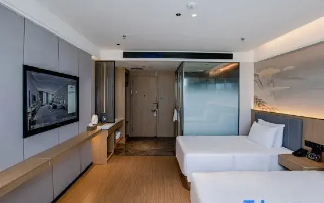 Yaduo Hotel (Wenming Road Binhe Qingcheng Branch)
