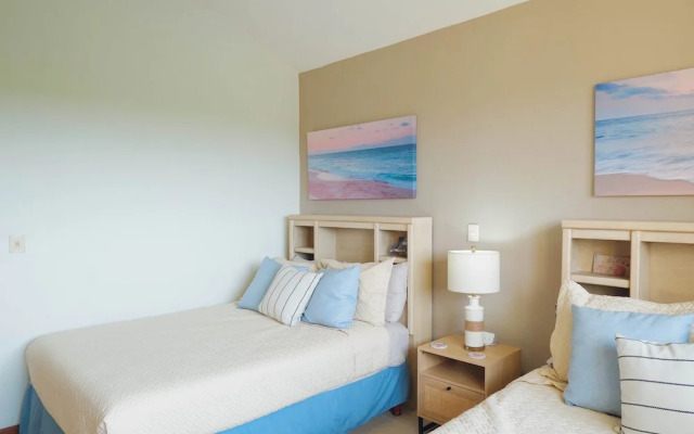 Sleeps 10 Views Beach 1 Block
