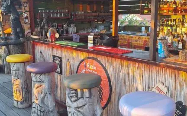 Riccio Pansiyon Cafe Sigacik