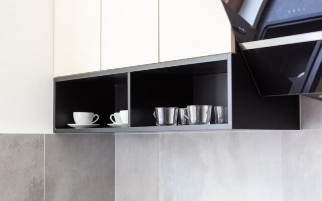 Apartment Grzybowska Warsaw by Renters