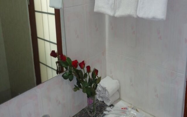 Mya Tha Zin Hotel